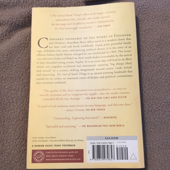 The God of Small Things: A Novel - Picture 5 of 5